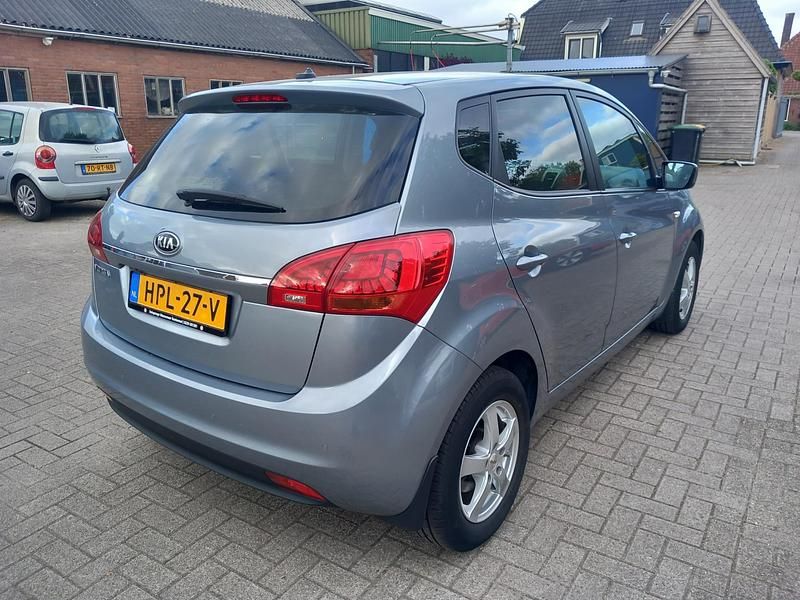 Occasion Kia Venga 124 PK (91 kW) 2019 Grijs Hatchback