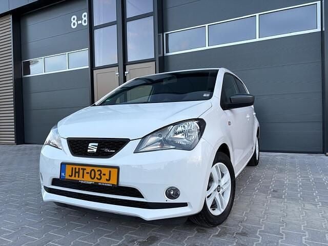 Wit Gebruikt 2017 Seat Mii FR Hatchback | € 7.995 (Eerlijke prijs) - Afbeelding 1/4