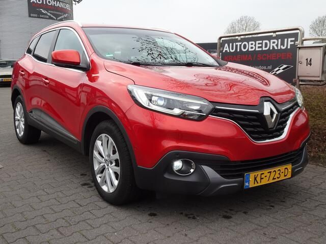 Rood Gebruikt 2016 Renault Kadjar Intens SUV | € 11.750 (Eerlijke prijs) - Afbeelding 1/4