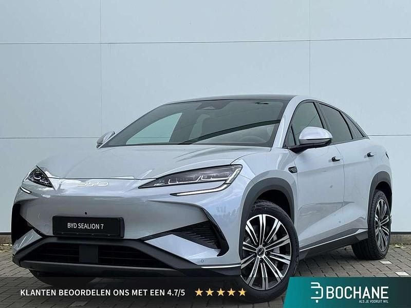 Grijs Gebruikt 2025 BYD Sealion 7 Comfort SUV | € 51.790 - Afbeelding 1/4