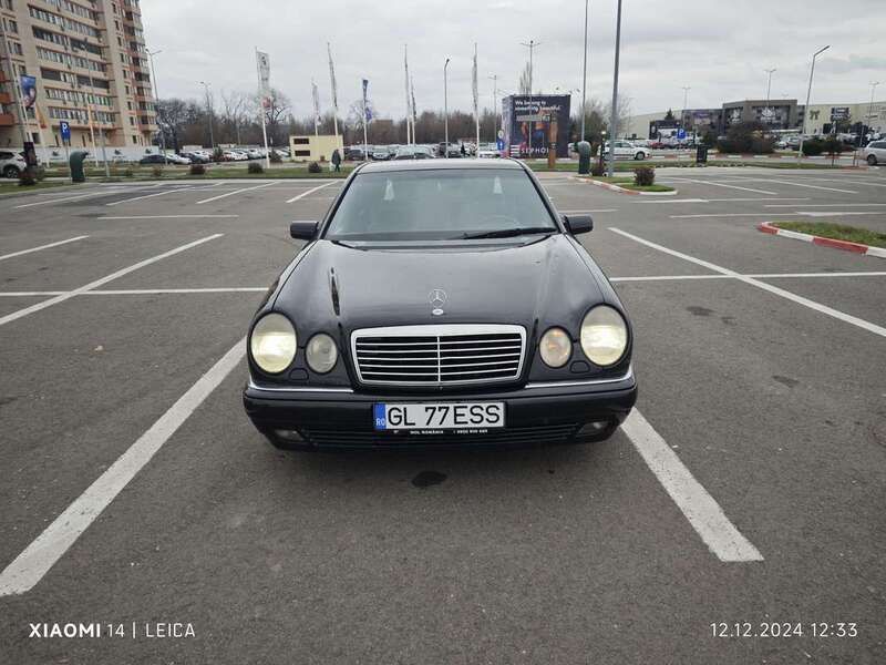 Gebruikt 1996 Mercedes E420 Avantgarde Sedan | € 7.500 - Afbeelding 1/4