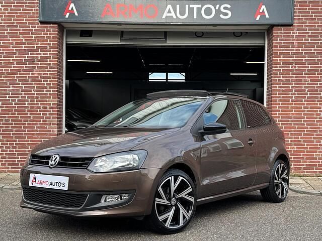 Bruin Gebruikt 2011 VW Polo Style Hatchback | € 6.250 (Eerlijke prijs) - Afbeelding 1/4