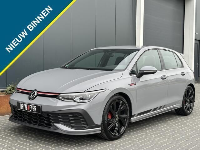Zilver Gebruikt 2022 VW Golf VIII GTI Hatchback | € 34.995 (Goede deal) - Afbeelding 1/4
