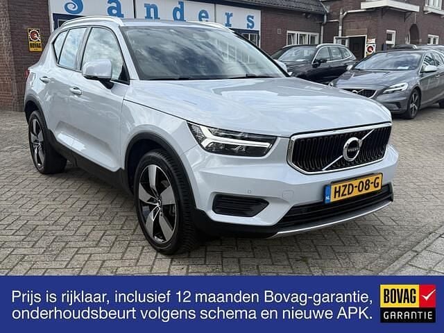 Grijs Gebruikt 2022 Volvo XC40 Momentum SUV | € 29.950 (Super prijs) - Afbeelding 1/4