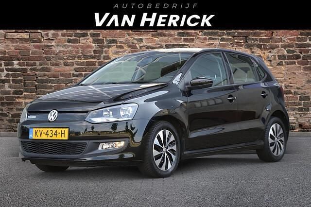 Zwart Gebruikt 2017 VW Polo Hatchback | € 10.445 (Goede deal) - Afbeelding 1/4