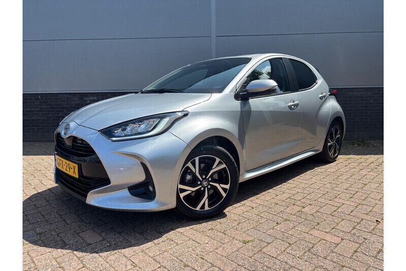 Gebruikt 2024 Toyota Yaris Hybrid Edition | € 25.980 (Super prijs) - Afbeelding 1/1