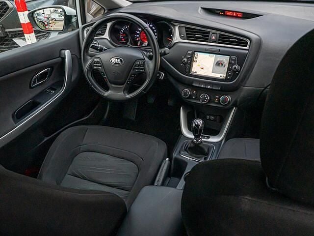 Occasion Kia Ceed 101 PK (74 kW) 2016 Wit Hatchback
