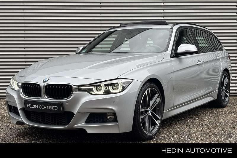 Grijs Gebruikt 2019 BMW 320 M Sport Stationwagen | € 26.445 (Eerlijke prijs) - Afbeelding 1/4