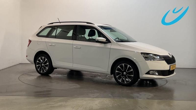 Occasion Skoda Fabia Business Line 95 PK (69 kW) 2020 Wit Stationwagen