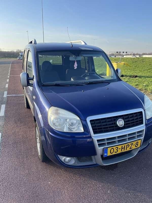 Occasion 2009 Fiat Doblò MPV | € 1.500 (Super prijs) - Afbeelding 1/4