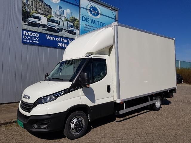 Wit Gebruikt 2023 Iveco Daily Van | € 55.950 - Afbeelding 1/4