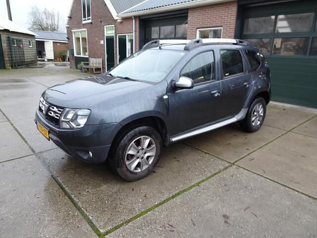 Grijs Gebruikt 2014 Dacia Duster Prestige SUV | € 5.450 (Goede deal) - Afbeelding 1/4