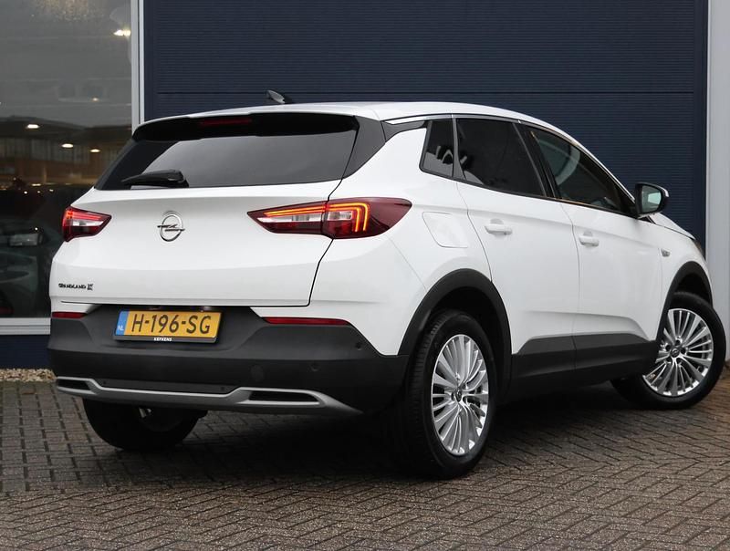 Occasion Opel Grandland X Innovation 131 PK (96 kW) 2020 Wit SUV