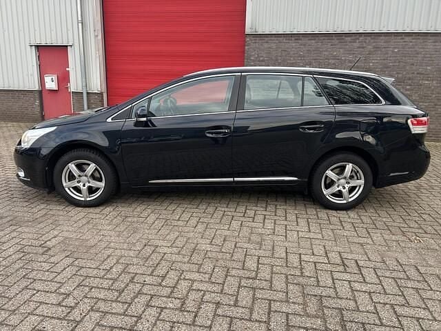 Occasion Toyota Avensis Comfort 147 PK (108 kW) 2009 Zwart (metallic) Stationwagen