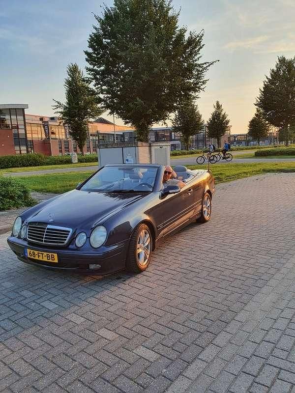 Blauw Gebruikt 1999 Mercedes CLK230 Elegance Cabriolet | € 2.750 (Goede deal) - Afbeelding 1/4