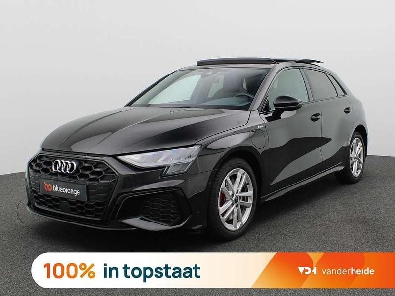 Zwart Gebruikt 2022 Audi A3 Sportback e-tron Competition Hatchback | € 34.900 (Eerlijke prijs) - Afbeelding 1/3