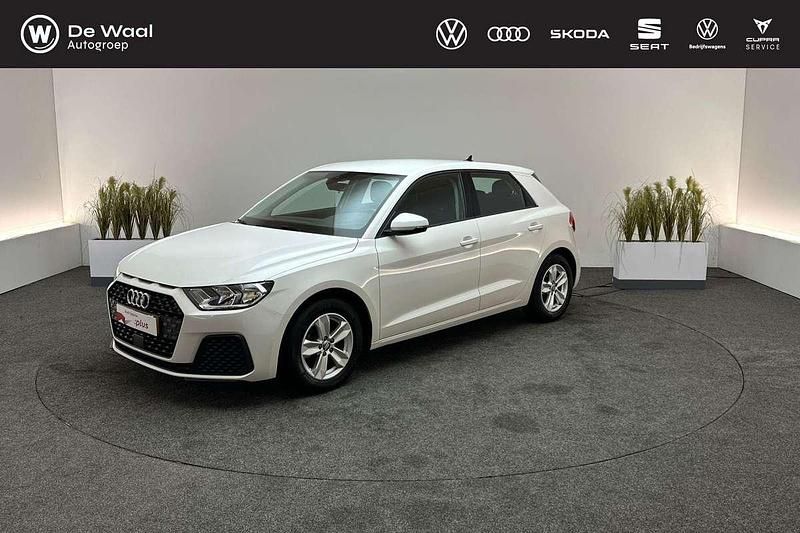 Wit Gebruikt 2020 Audi A1 Sportback Proline Hatchback | € 17.695 (Eerlijke prijs) - Afbeelding 1/3