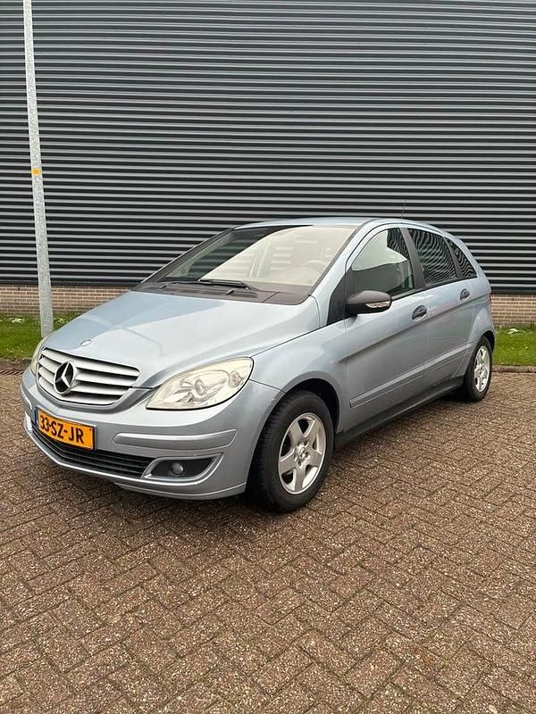 Gebruikt 2006 Mercedes B170 MPV | € 3.250 (Goede deal) - Afbeelding 1/4