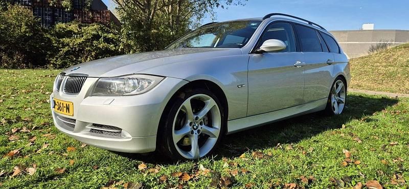 Occasion BMW 330 Executive 400 PK (294 kW) 2007 Zilver Stationwagen