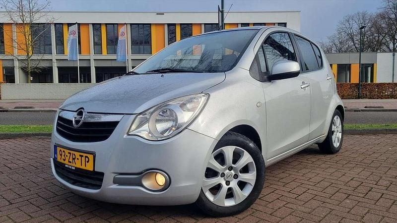 Grijs Gebruikt 2008 Opel Agila Enjoy Hatchback | € 2.740 (Eerlijke prijs) - Afbeelding 1/4