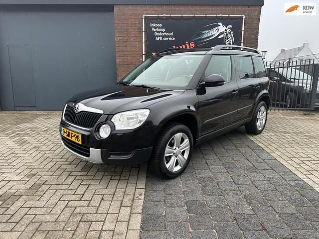 Zwart (metallic) Gebruikt 2013 Skoda Yeti Ambition SUV | € 8.950 (Goede deal) - Afbeelding 1/4