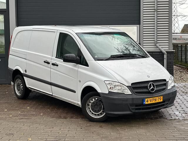 Wit Gebruikt 2011 Mercedes Vito MPV | € 5.950 (Iets duurder) - Afbeelding 1/4