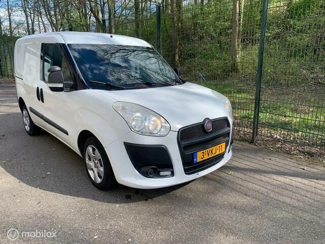 Overige Gebruikt 2010 Fiat Doblò MPV | € 3.750 (Duur) - Afbeelding 1/4