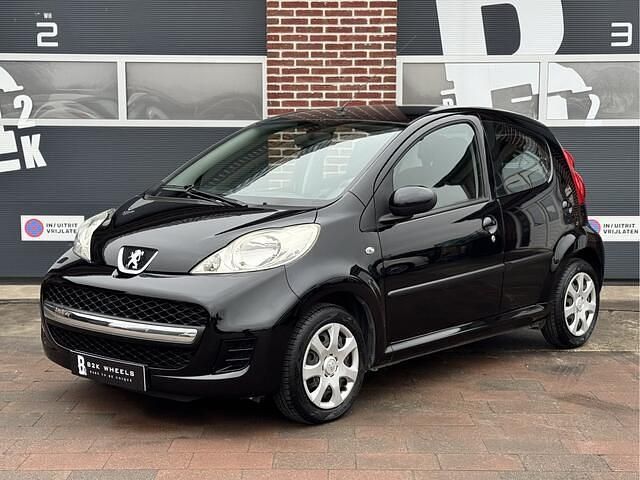 Occasion Peugeot 107 68 PK (50 kW) 2009 Zwart Hatchback