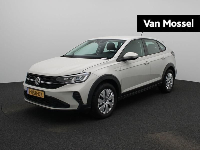 Grijs Gebruikt 2023 VW Taigo SUV | € 20.900 (Goede deal) - Afbeelding 1/4