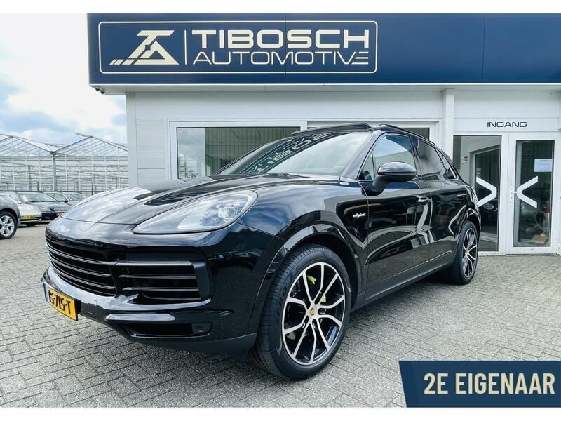 Zwart Gebruikt 2018 Porsche Cayenne Sport SUV | € 48.595 (Eerlijke prijs) - Afbeelding 1/4