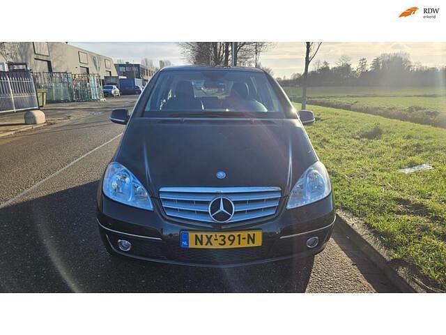 Zwart Gebruikt 2011 Mercedes A160 Avantgarde MPV | € 8.150 (Duur) - Afbeelding 1/4