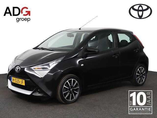 Occasion Toyota Aygo X-play 72 PK (52 kW) 2020 Zwart Hatchback