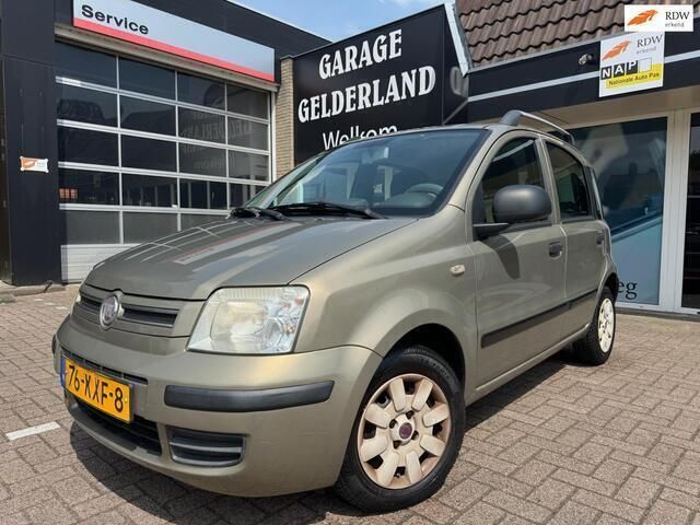 Beige Gebruikt 2010 Fiat Panda Hatchback | € 2.150 - Afbeelding 1/4