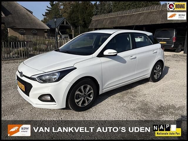 Occasion Hyundai i20 Comfort 75 PK (55 kW) 2020 Wit Hatchback