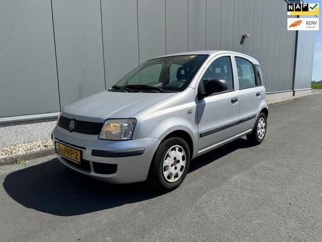 Grijs Gebruikt 2011 Fiat Panda Active Hatchback | € 2.950 (Eerlijke prijs) - Afbeelding 1/4