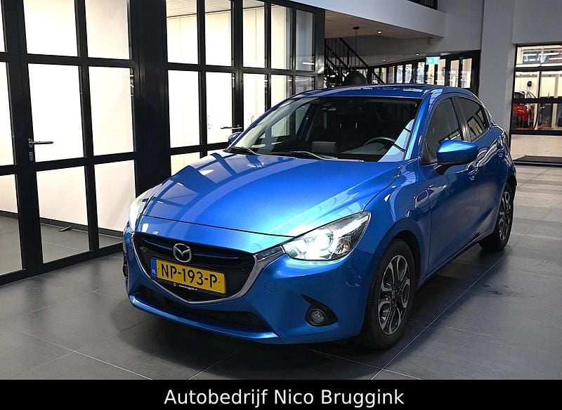 Blauw Gebruikt 2017 Mazda 2 Hatchback | € 12.950 (Eerlijke prijs) - Afbeelding 1/4
