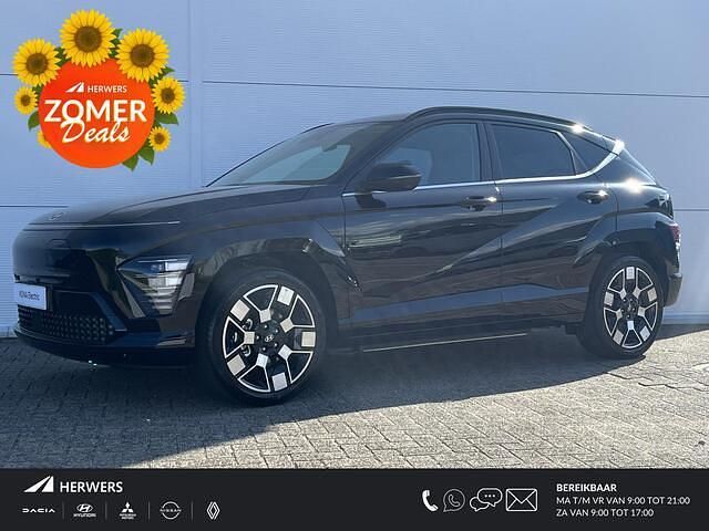 Zwart Nieuw 2025 Hyundai Kona Premium SUV | € 41.790 (Eerlijke prijs) - Afbeelding 1/4