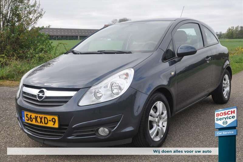 Blauw Gebruikt 2010 Opel Corsa Hatchback | € 4.250 (Eerlijke prijs) - Afbeelding 1/4