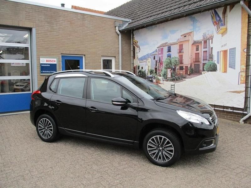 Zwart Gebruikt 2016 Peugeot 2008 SUV | € 9.100 (Eerlijke prijs) - Afbeelding 1/4