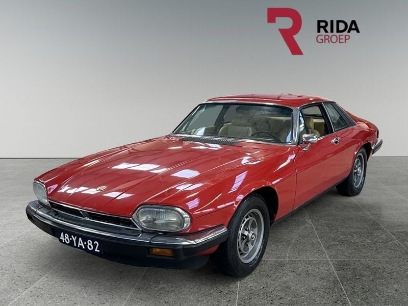Rood Gebruikt 1976 Jaguar XJS Coupé | € 17.600 - Afbeelding 1/4