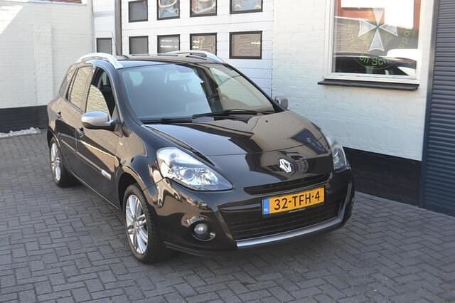 Zwart Gebruikt 2012 Renault Clio GrandTour Night&Day Stationwagen | € 3.900 (Eerlijke prijs) - Afbeelding 1/4