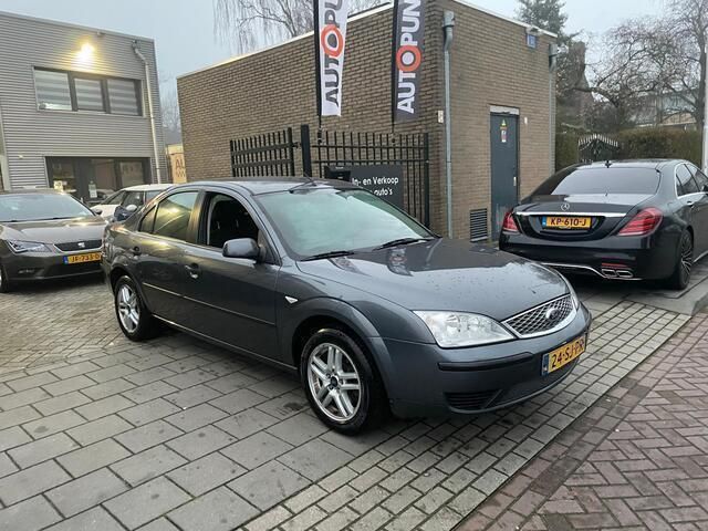 Occasion Ford Mondeo Ambiente 110 PK (80 kW) 2006 Grijs Sedan
