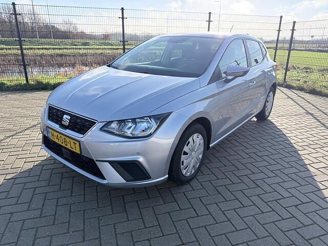 Grijs Occasion 2020 Seat Ibiza Business Hatchback | € 13.245 (Goede deal) - Afbeelding 1/4