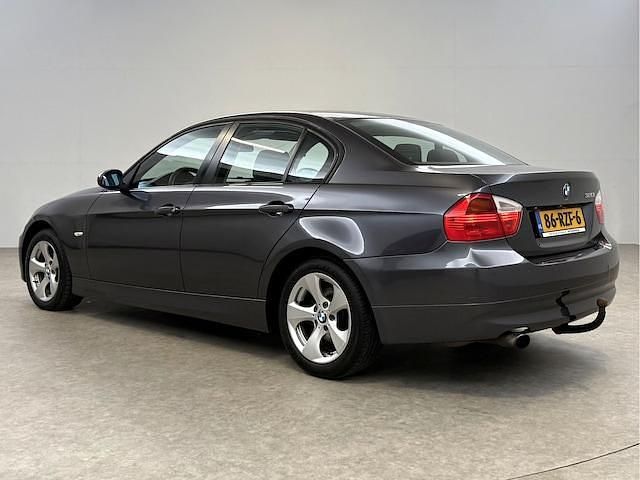 Occasion BMW 320 150 PK (110 kW) 2005 Grijs Sedan