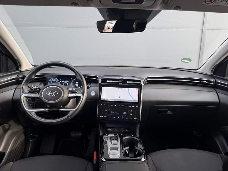 Occasion Hyundai Tucson Comfort 230 PK (169 kW) 2022 Shimmering silver metallic (r2t) SUV