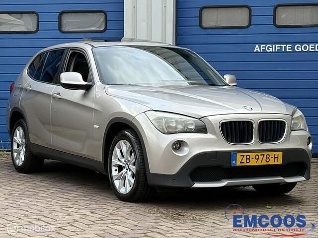 Grijs Gebruikt 2011 BMW X1 Comfort Edition SUV | € 7.950 (Eerlijke prijs) - Afbeelding 1/4