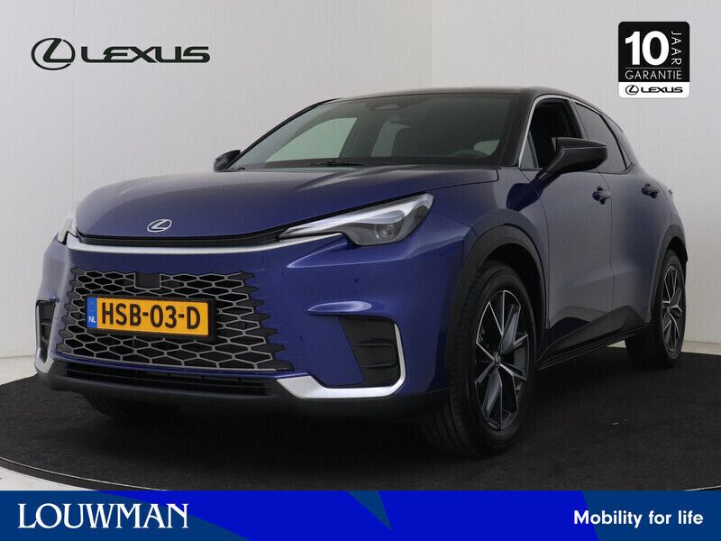 Blauw Gebruikt 2025 Lexus LBX SUV | € 43.950 (Eerlijke prijs) - Afbeelding 1/3