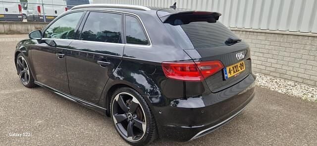 Zwart Gebruikt 2014 Audi A3 Sportback g-tron Ambition Sedan | € 7.850 (Eerlijke prijs) - Afbeelding 1/3