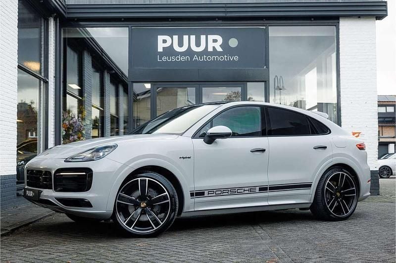 Grijs Gebruikt 2023 Porsche Cayenne Platinum Edition SUV | € 92.500 (Super prijs) - Afbeelding 1/4