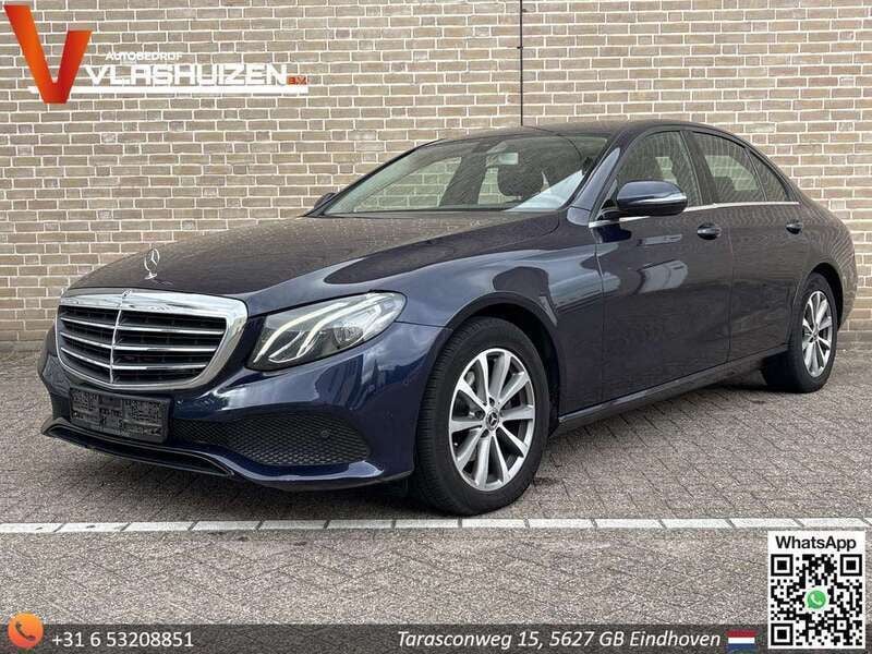 Blauw Gebruikt 2018 Mercedes E200 Sedan | € 12.950 - Afbeelding 1/4